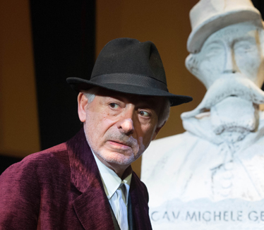 Leo Gullotta in "Pensaci, Giacomino" di Luigi Pirandello, fino a oggi pomeriggio al Vittorio Emanuele 