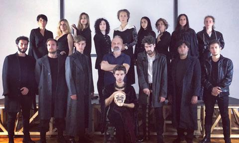 Daniele Gonciaruk col cast dell'edizione romana di Shakespeare Horror Story